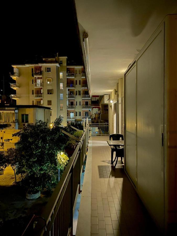 Casa Vacanza Supernova Salerno Exterior photo